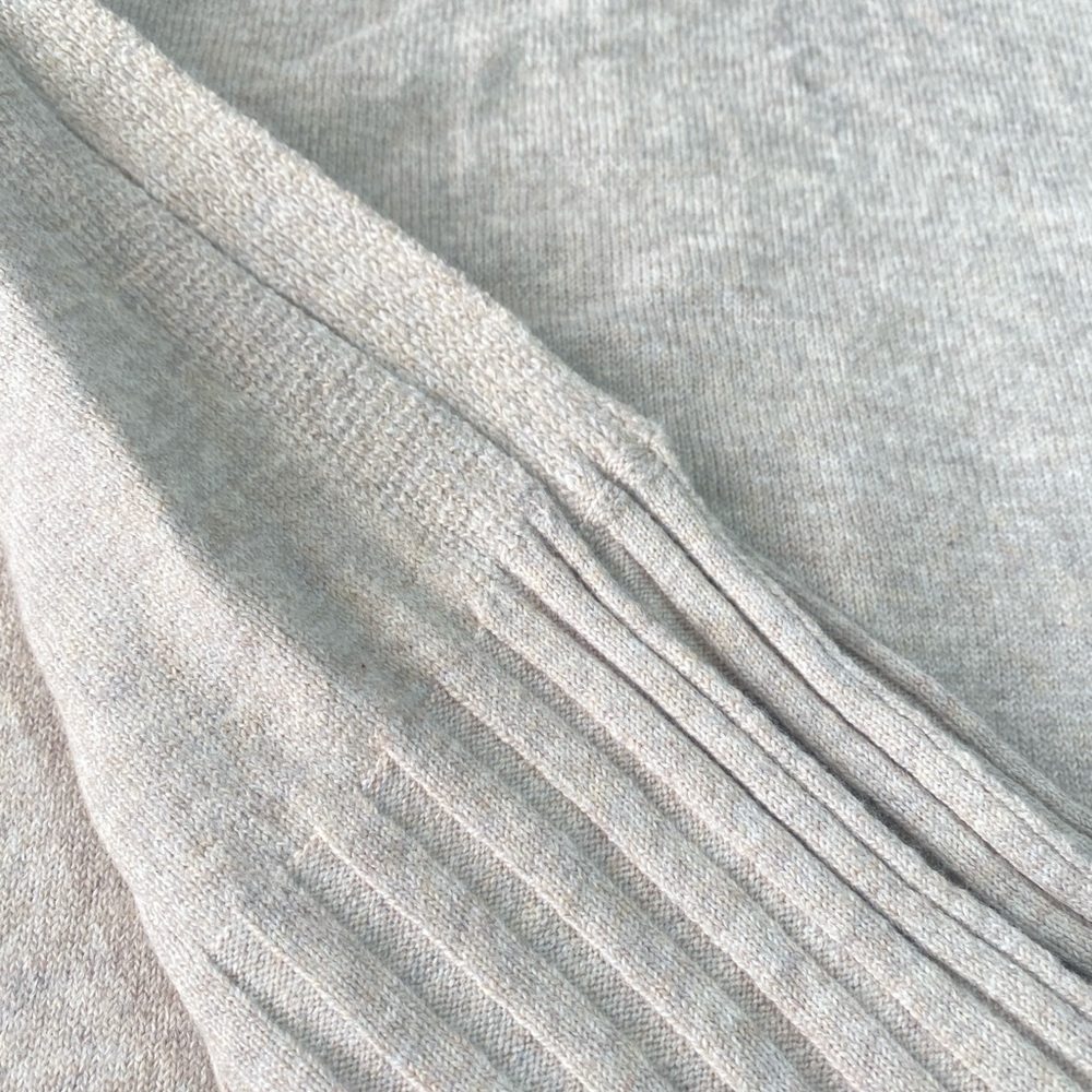 GAP Scarf  one Size, Color: Beige. - Picture 14 of 14